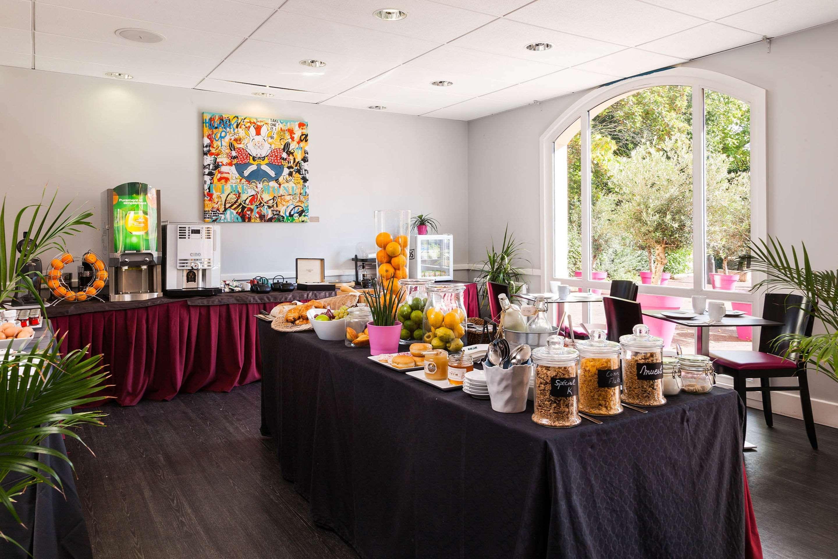 Hotel Quality Suites Maisons-Laffitte Paris Ouest Exteriör bild