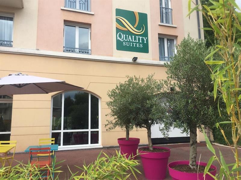 Hotel Quality Suites Maisons-Laffitte Paris Ouest Exteriör bild